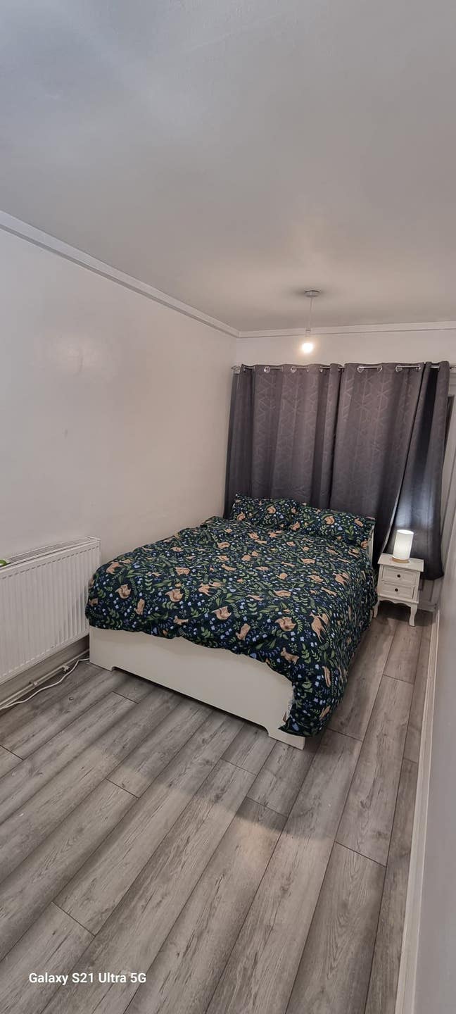 Double bedroom is available immediately Main Photo