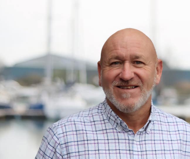 Professional Person Ad Main Photo
