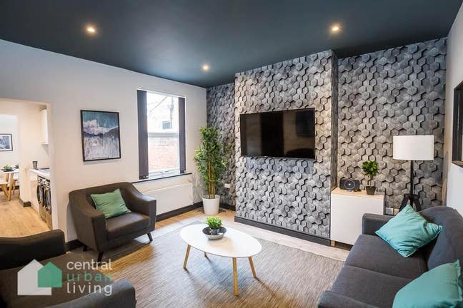 Stunning Student House Share. Available July 2026 Main Photo