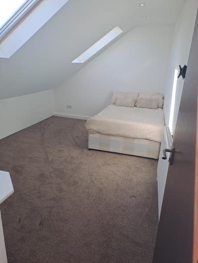 Double room with office space and private gym Main Photo