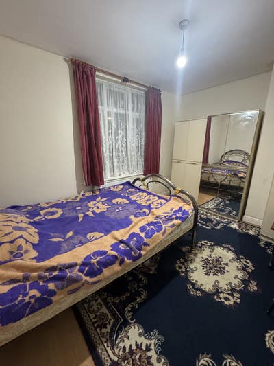 Room to let  Main Photo