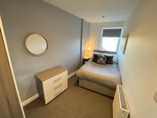 5-mins. Walk to Tube Station, Near Kings Cross Main Photo