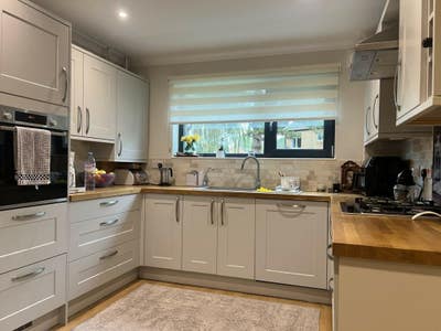 Amazing double bedroom to rent Main Photo