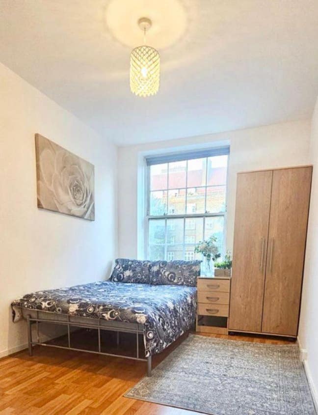Spacious Double Room in Heart of Shadwell Main Photo