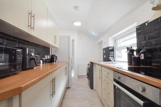 Shirebrook- Single Room Main Photo