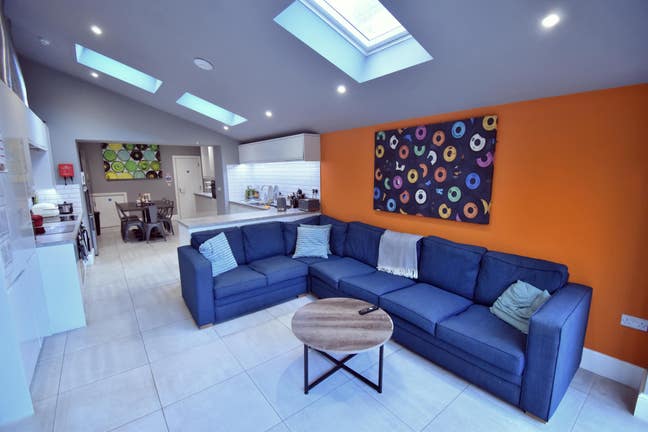 Double En-Suite Bedroom - Bulmershe Road Main Photo