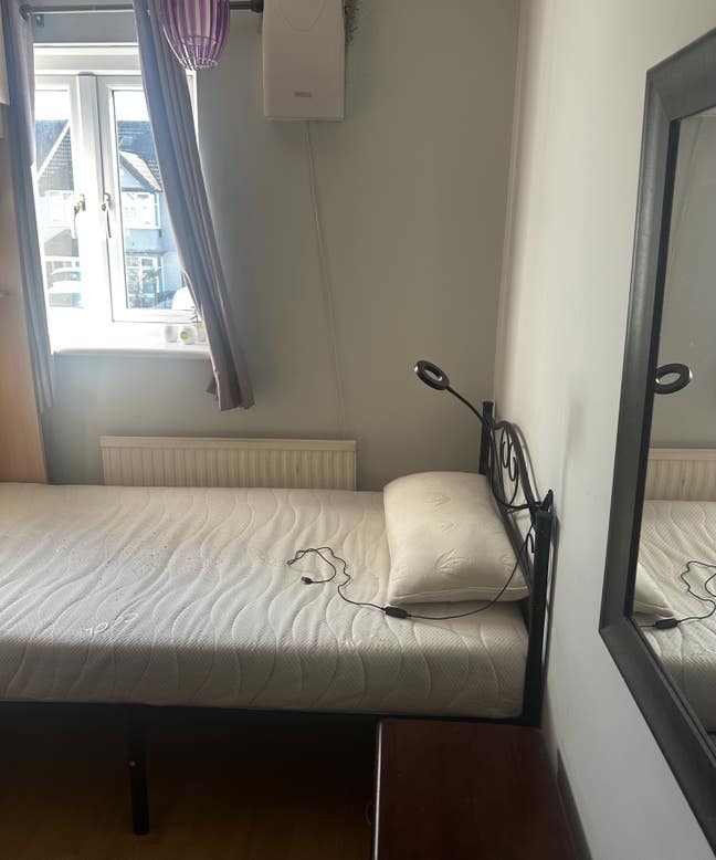 Single room available for rent.  Main Photo
