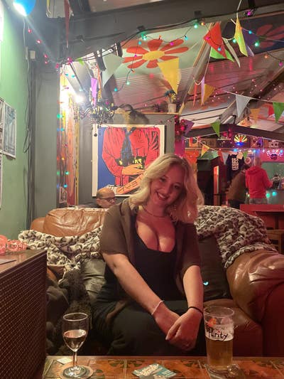 Looking for friendly and clean flatmate(s)  Main Photo
