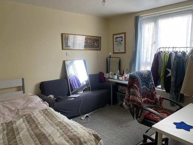 Double Room Available in Hackney!  Main Photo