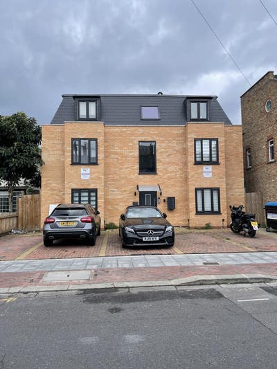 Single Room | New Home | Bills inc | Female Only Main Photo