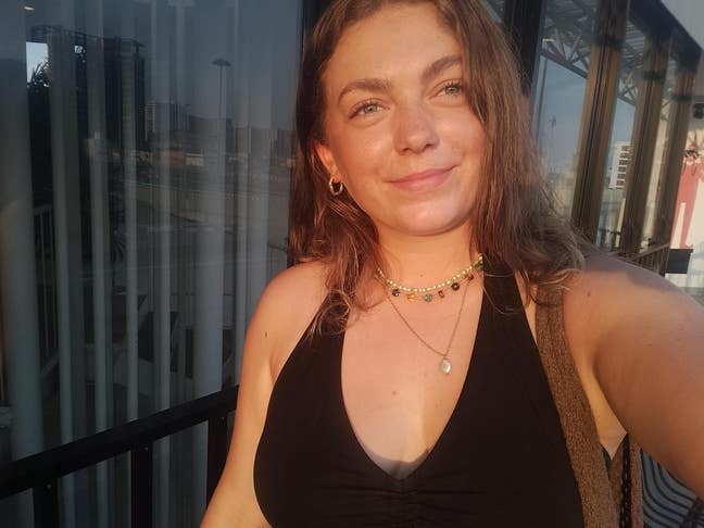 27 yr old seeking home!  Main Photo
