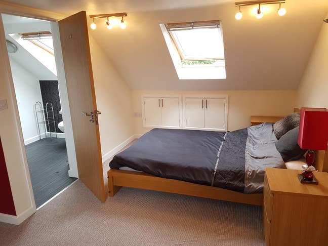 Luxury Loft Bedroom+Ensuite. Friendly. North Camb Main Photo