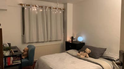 Double Room, Stratford  Main Photo