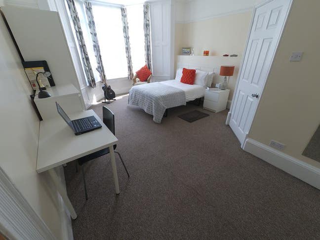 En-Suite student rooms in Northampton Main Photo