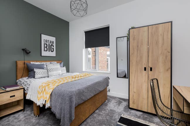 Amazing House 💥All Rooms Ensuite + All Bills Inc! Main Photo