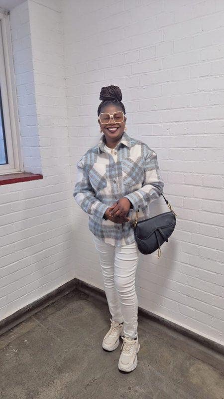 46 year old Female seeks a single or double room Main Photo