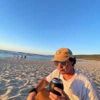 I am 30 years old, British and South African.... Main Photo