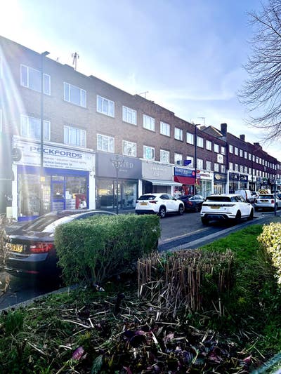 Nice room to rent in Oakwood  Main Photo