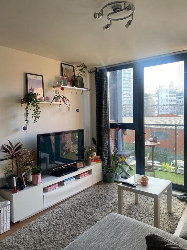 Double room sublet available  Main Photo