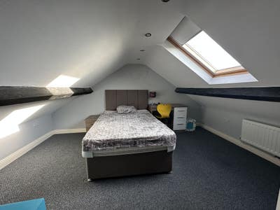 Double en-suite room  Main Photo