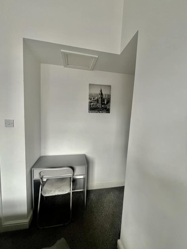 Stylish 4-Bedroom HMO in Joiners' Square, Hanley Main Photo