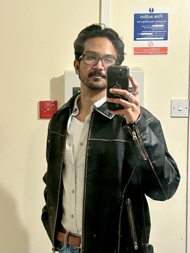 Looking for short term stay Main Photo