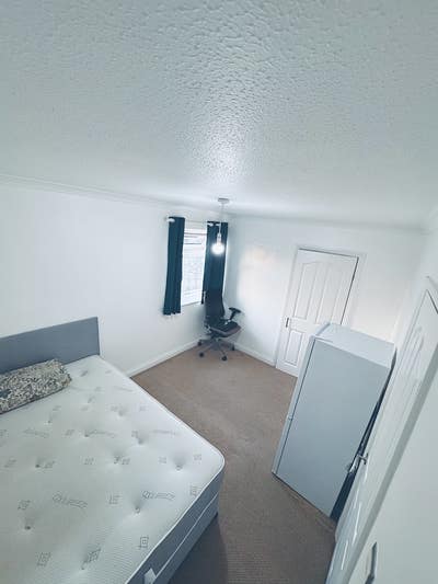 Cozy furnished double room in a peaceful home🏠 Main Photo