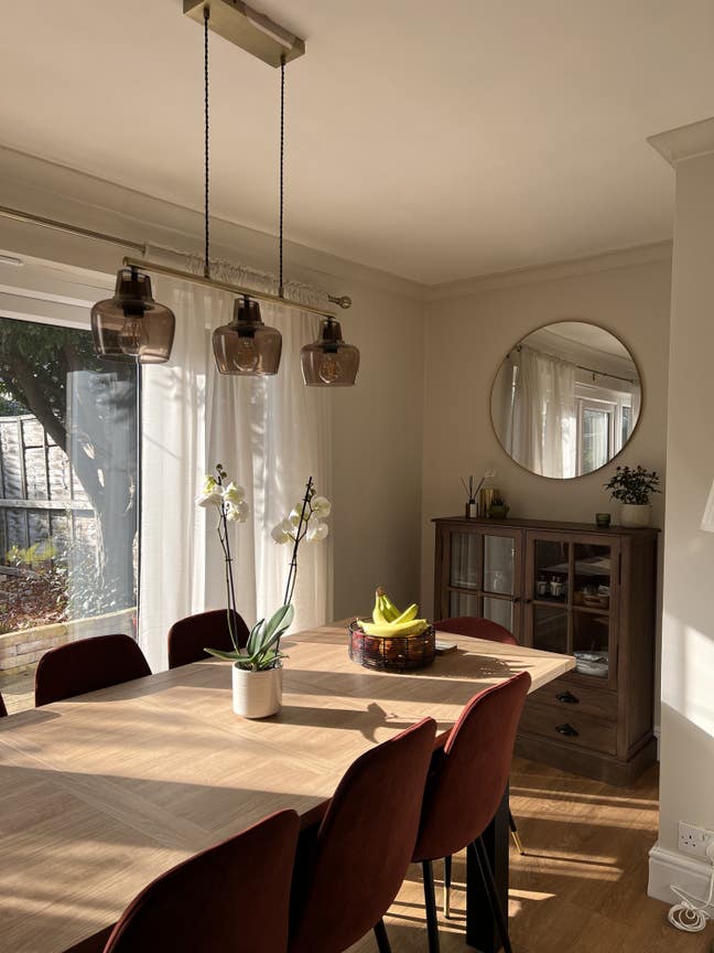 Large single room in a Family House near UEL, Main Photo