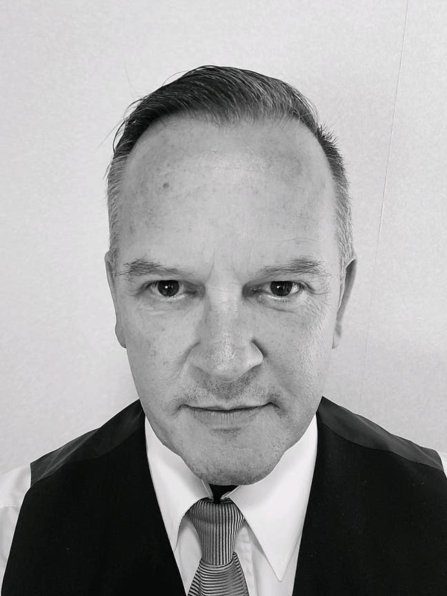 Professional male. Main Photo