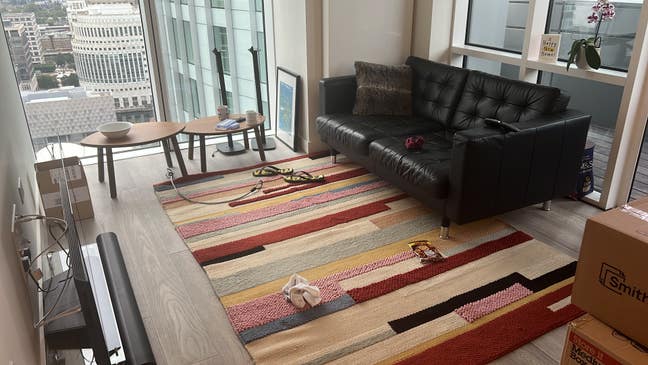 Single room in brand new flat in Canary Wharf  Main Photo