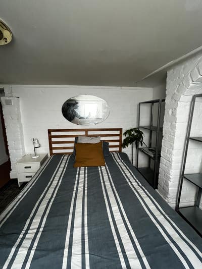 Double Room in beautiful 3-bed 2-storey house - Main Photo