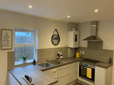 The Room you have been waiting for! - Foxhall Road Main Photo