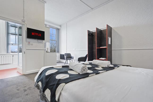Cosy Studio Apartment, Dudley! Main Photo