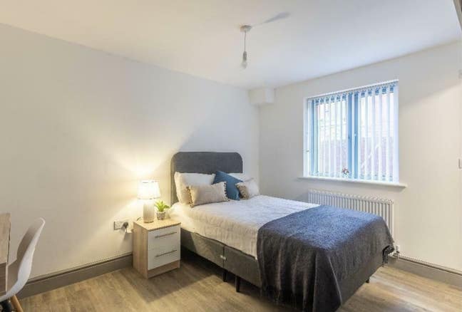 *Affordable 1-Bed Flatshare near Portland Square* Main Photo