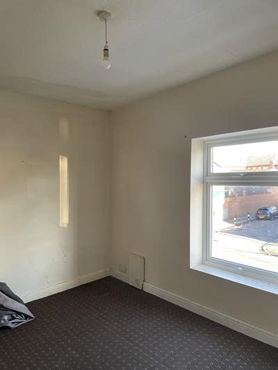 One double bed Flat  Self Contained  Main Photo