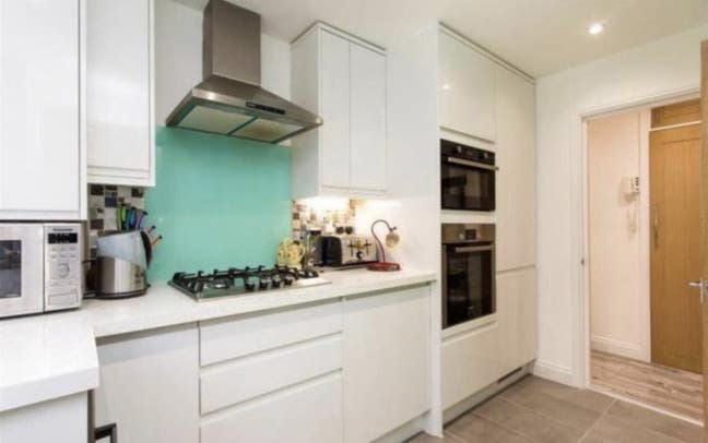 Large Double Room, Bills inc,short-long Let Main Photo