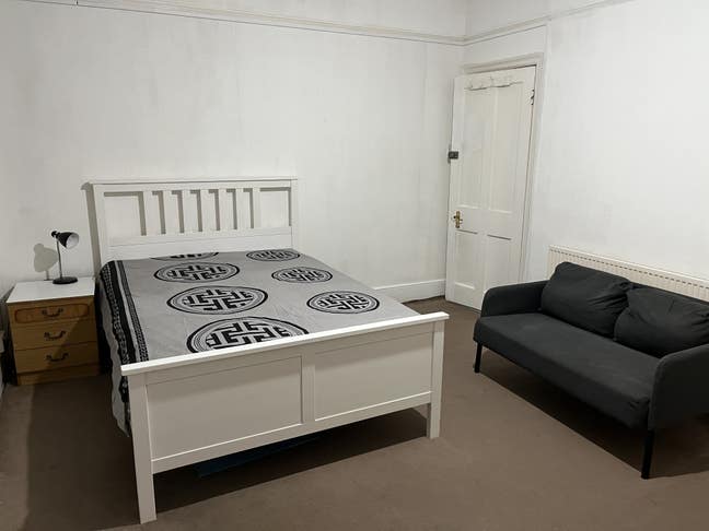 Double room for rent Main Photo