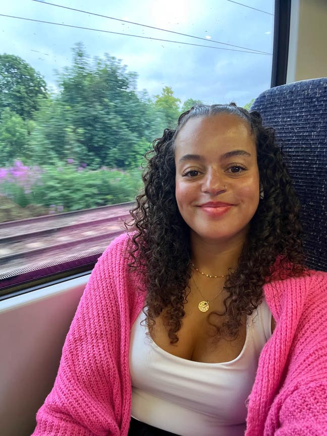 Studio or 1 bed flat wanted - Short term  Main Photo