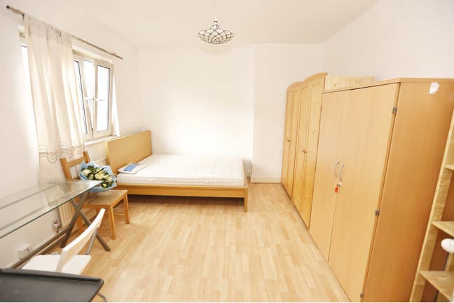 Large double room in Bethnal Green Main Photo