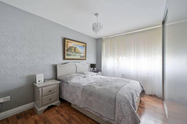 Rooms to rent in the heart of Greenwich Main Photo
