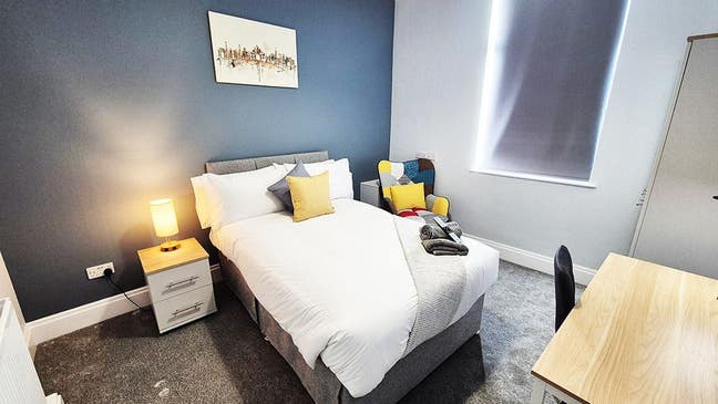 Premium Newly Refurbished with Parking Main Photo