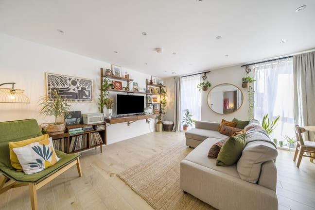 Double Room in New Build Duplex – Short-Term Let Main Photo