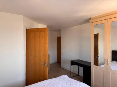 Big En-suite Double Room Available NOW/Gym,Sauna Main Photo