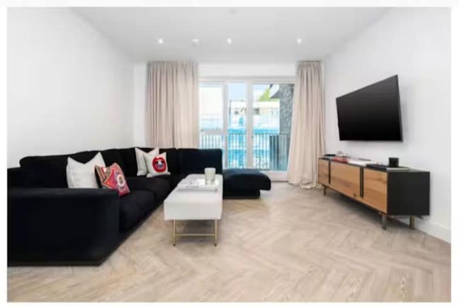 Modern Hampstead Flat Main Photo