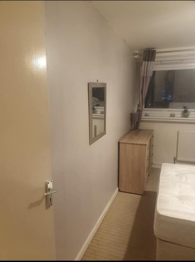 Female wantded to share flat city centre birming Main Photo