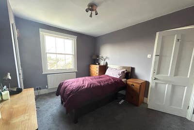Top floor bedroom in Brockley near New Cross Main Photo