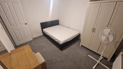 1 X Double Bedroom Furnished (Stewartby- MK43) Main Photo