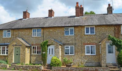 A characterful stone cottage. Main Photo