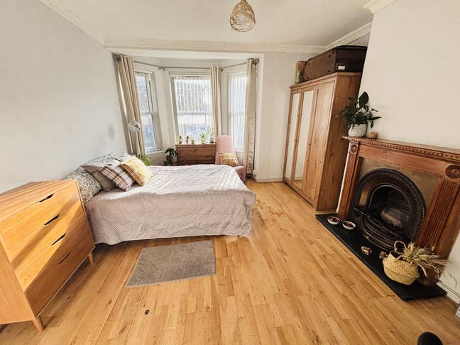 🏠* Massive Room-Lovely Modern Home*🏠 Main Photo