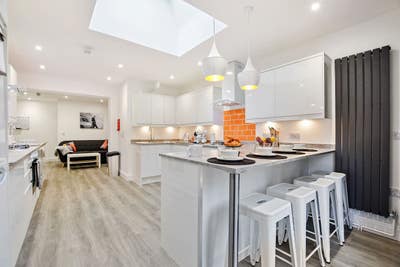 ‘Great house.Great housemates.Great landlord-Sam C Main Photo